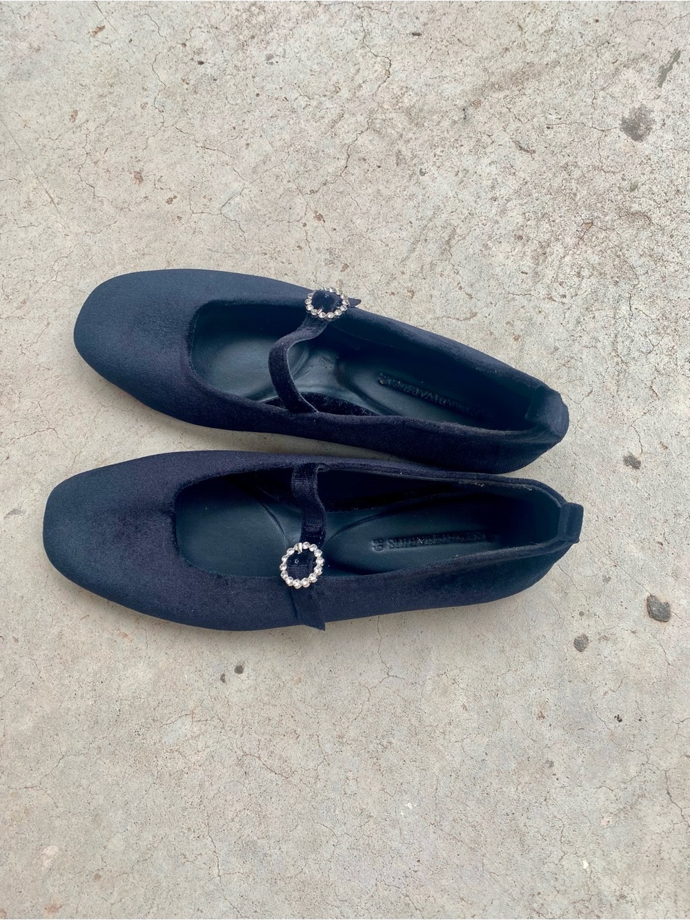 Stradivarius Black Velvet Maryjane flat size 9